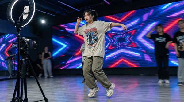 大象传媒舞蹈视频